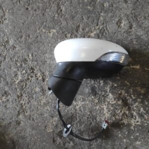 Retrovisor izquierdo Ford Fiesta VII 1.4 (71 cv) 3d