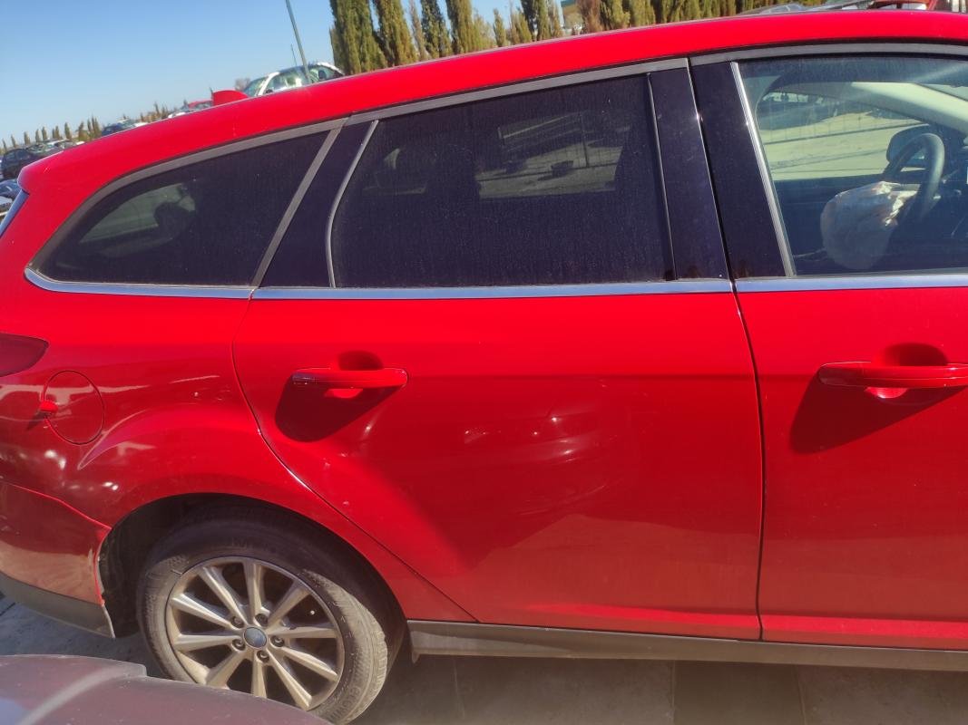 Puerta trasera derecha Ford Focus III Wagon (Versión 2014) 1.0 EcoBoost (100 cv)