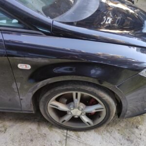Aleta delantera derecha Seat Leon II (1P) FR 2.0 TDI (170 cv) DPF