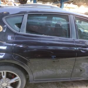 Puerta trasera derecha Seat Leon II (1P) FR 2.0 TDI (170 cv) DPF