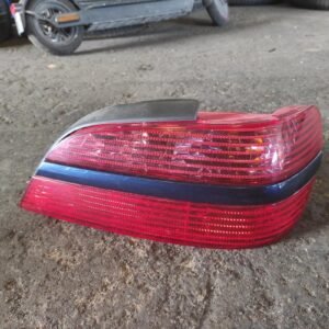 Piloto trasero derecho Peugeot 406 (8) 2.0 HDI (110 cv)
