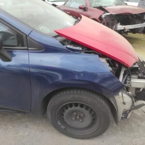 Aleta delantera derecha Renault Clio IV 1.5 dCi (75 cv)