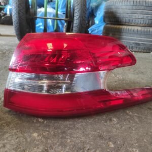 Piloto trasero derecho Peugeot 308 SW II 1.5 BLUEHDI 130 (131 CV)