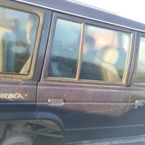 Puerta trasera derecha Hyundai Galloper II 2.5 TD (99 cv)