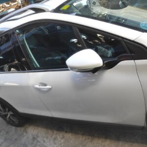 Puerta delantera derecha Peugeot 2008 (Versión 2016) 1.2 PureTech (82 cv)