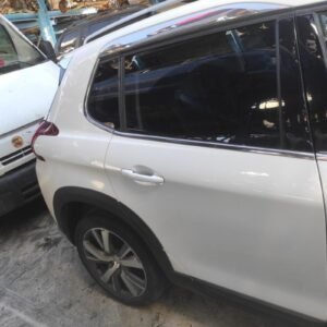 Puerta trasera derecha Peugeot 2008 (Versión 2016) 1.2 PureTech (82 cv)
