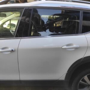 Puerta trasera izquierda Peugeot 2008 (Versión 2016) 1.2 PureTech (82 cv)