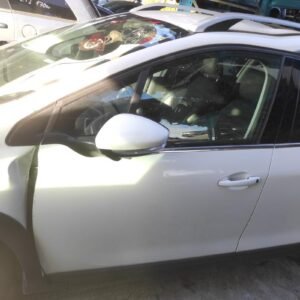 Puerta delantera izquierda Peugeot 2008 (Versión 2016) 1.2 PureTech (82 cv)