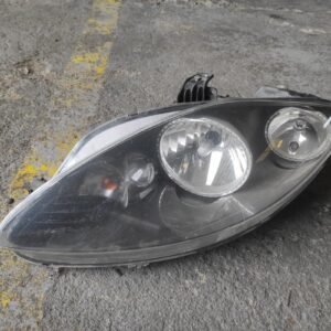 Faro izquierdo Seat Leon II (1P) 1.9 TDI (105 cv)