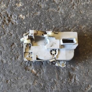 Cerradura puerta delantera izquierda Peugeot Partner 1.6 HDi (75 cv)