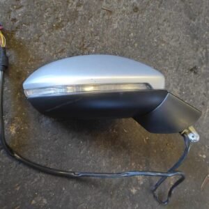 Retrovisor derecho Volkswagen Golf VII Sportsvan 1.6 TDI (115cv)
