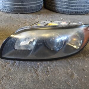 Faro izquierdo Volvo C70 Coupe Cabrio II 2.4 D5 (180 cv) Automatico