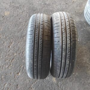 Juego de Neumáticos Linglong 145/70R13, año 2023.