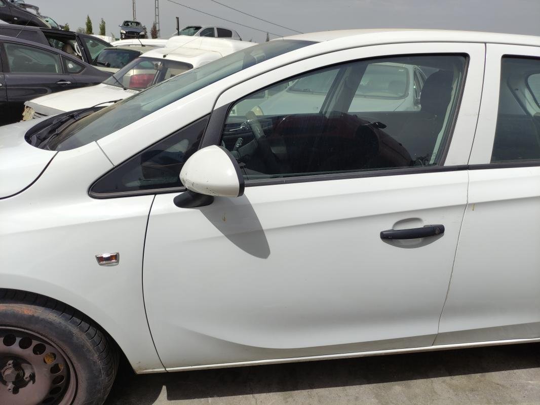 Puerta delantera izquierda Opel Corsa E 5-puertas 1.3 CDTI ECOTEC (75 cv) start/stop
