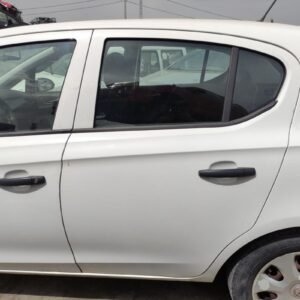 Puerta trasera izquierda Opel Corsa E 5-puertas 1.3 CDTI ECOTEC (75 cv) start/stop