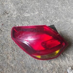 Piloto trasero izquierdo Opel Astra J 1.7 CDTI (110 cv)