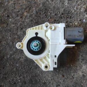 Motor elevalunas trasero izquierdo Audi A6 (4F,C6) 4.2i V8 40V (335 cv) quattro Tiptronic