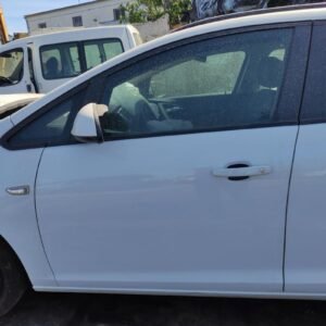 Puerta delantera izquierda Opel Astra J Sports Tourer (Versión 2012) 1.7 CDTI (100 cv) Ecotec