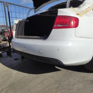Paragolpe trasero Audi A4 (B8 8K) 2.0 TDI (143 cv)