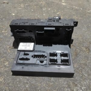 Caja de reles / fusibles Mercedes Benz Clase E (W211) E 320 CDI (204 cv)