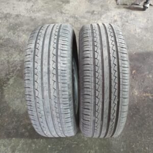 Juego de Neumáticos Comforser 195/60R15, año 2023.