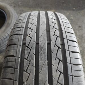 Juego de Neumáticos Comforser 195/60R15, año 2023.