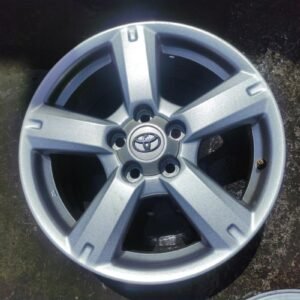 Llanta de 17 pulgadas Toyota Rav 4 III, 17x7J 45 R2.