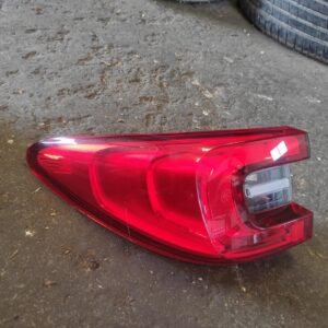 Piloto trasero izquierdo Renault Kadjar 1.5 Energy dCi (110 cv) Eco