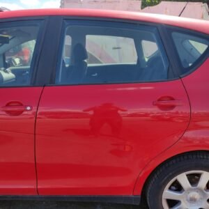 Puerta trasera izquierda Seat Altea (5P) 1.6 MPI (102 cv)
