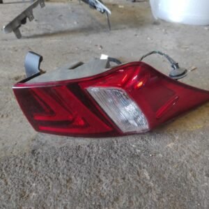 Piloto trasero derecho Lexus IS III (XE30) 300h (223 cv) Hybrid