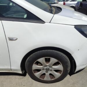 Aleta delantera derecha Opel Zafira Tourer C 2.0 CDTI (130 cv) Ecotec