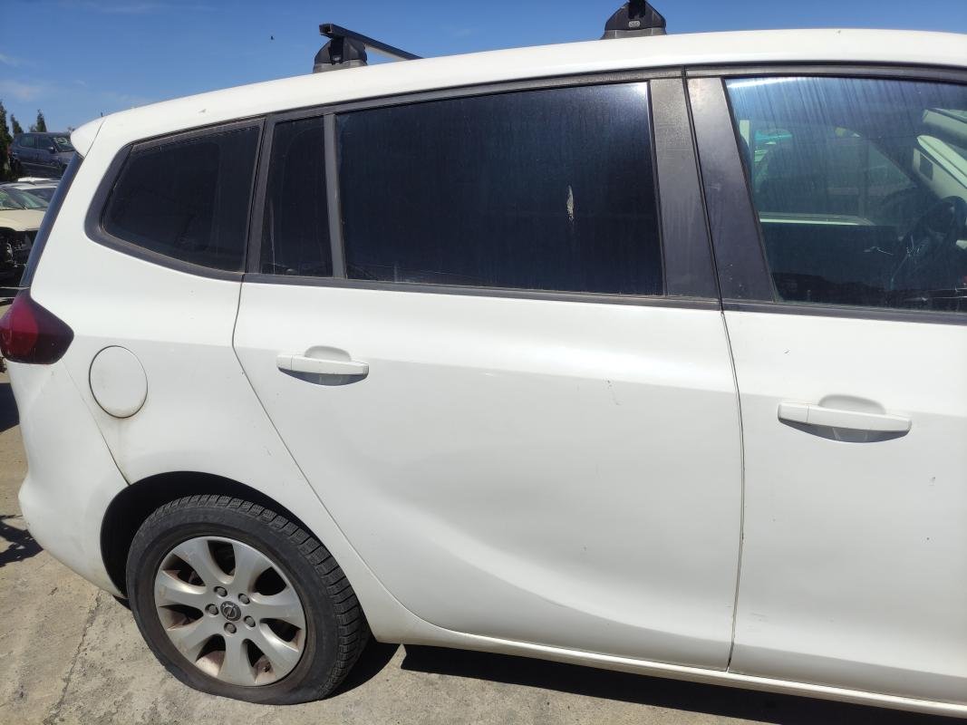 Puerta trasera derecha Opel Zafira Tourer C 2.0 CDTI (130 cv) Ecotec