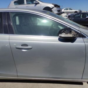 Puerta delantera derecha Volvo V40 (2012) 1.6 D2 (115 cv)