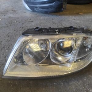 Faro izquierdo Volkswagen Passat (B5) 1.9 TDI (130 cv)