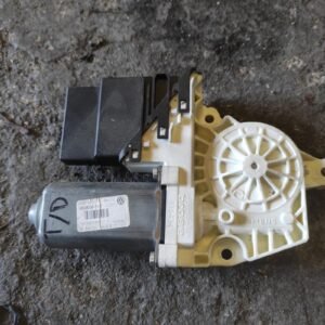 Motor elevalunas trasero derecho Volkswagen Passat (B6) 2.0 TDI (140 cv)
