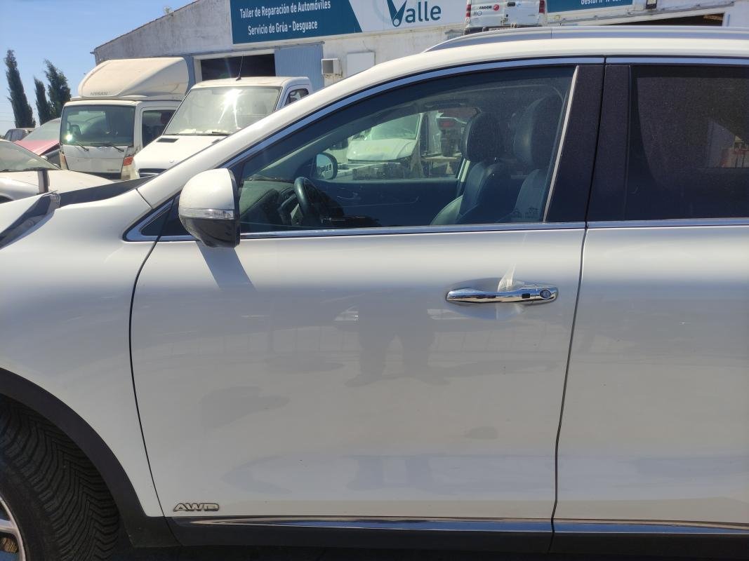 Puerta delantera izquierda Kia Sorento III 2.2 CRDi (200 cv) AWD Automatico