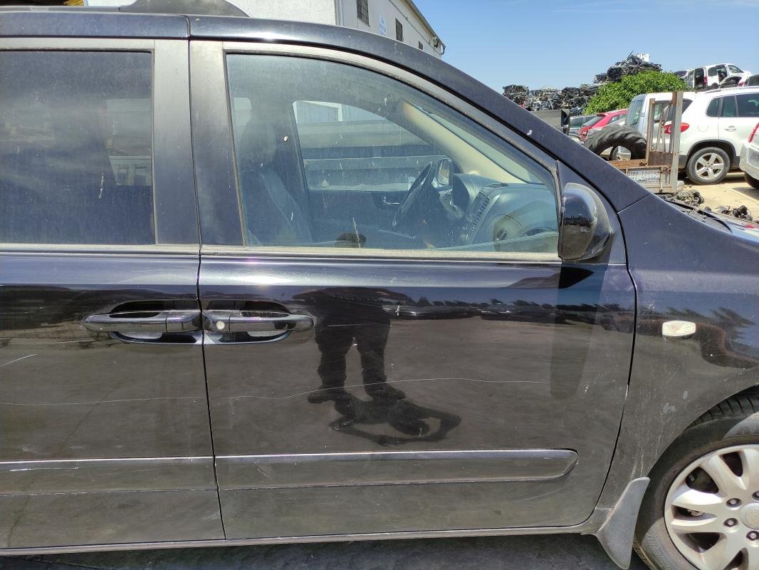Puerta delantera derecha Kia Carnival III 2.9 CRDi (185 cv) Automatico