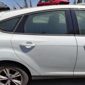 Puerta trasera derecha Ford Focus III Hatchback (Versión 2014) 1.0 EcoBoost (125 cv) S&S