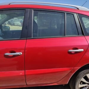 Puerta trasera izquierda Renault Koleos (Fase II) 2.0 (150 cv)