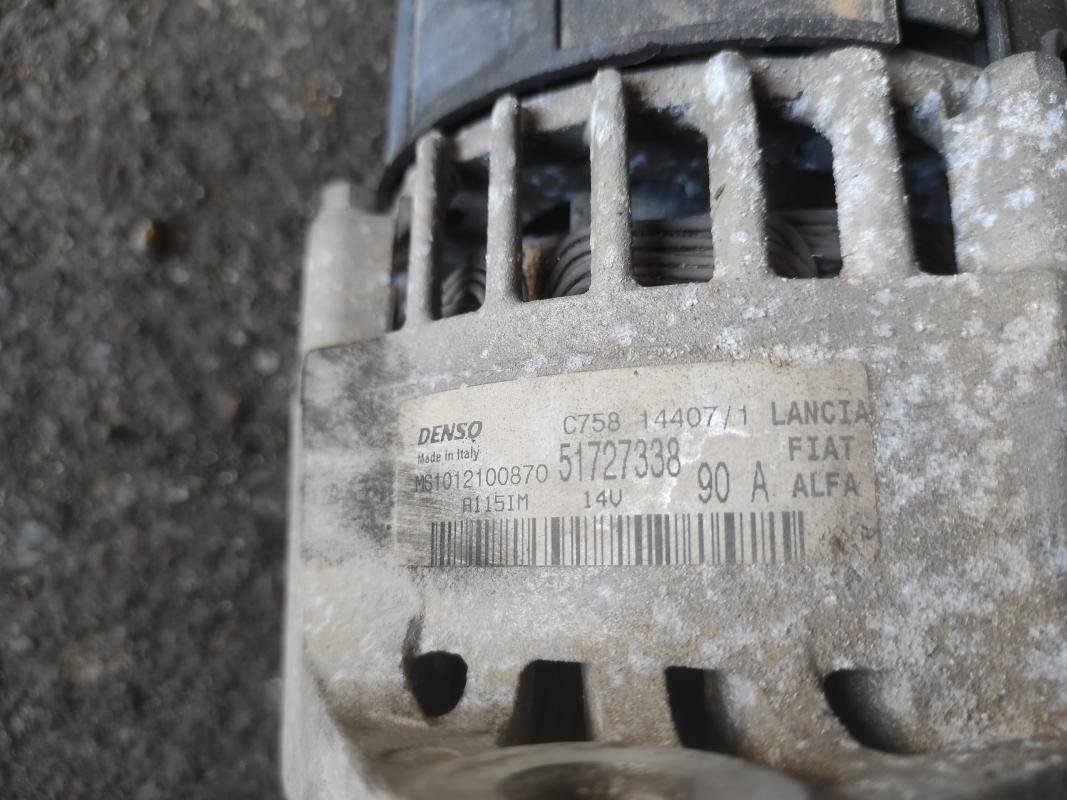 Alternador Fiat Bravo II 1.9 MultiJet (120 cv) - Imagen 4