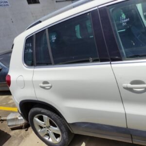Puerta trasera derecha Volkswagen Tiguan (Versión 2011) 2.0 TDI (140 cv) 4MOTION DSG