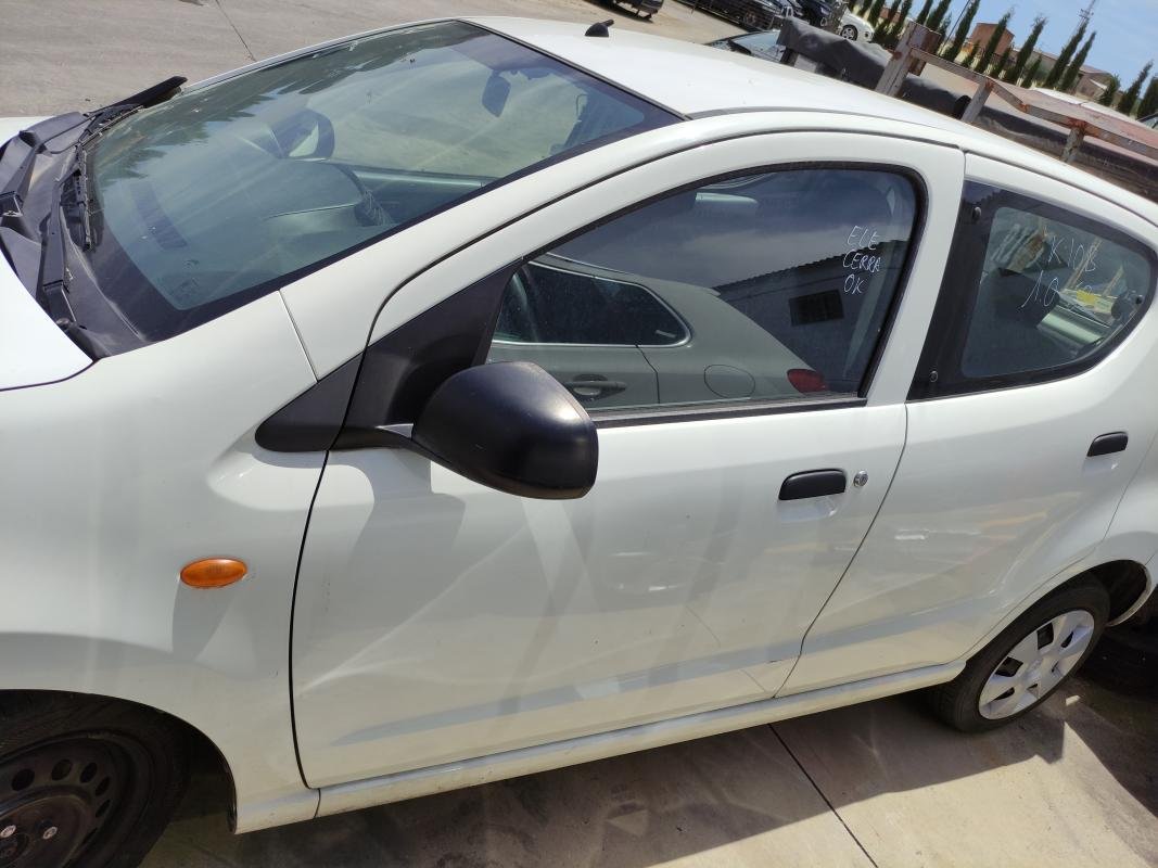 Puerta delantera izquierda Suzuki Alto VII 1.0 5MT (68 cv)