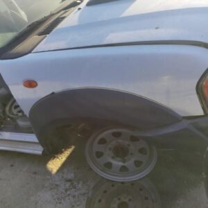 Aleta delantera derecha Nissan Pick UP (D22) 2.5 Di 4WD King Cab (133 cv)