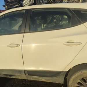 Puerta trasera izquierda Hyundai ix35 (Versión 2013) 1.7 CRDi (115 cv)