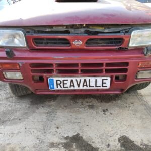 Paragolpe delantero Nissan Terrano II (R20) 2.7 TD (5 dr) (100 cv)
