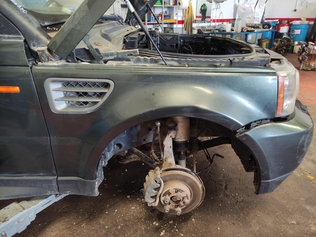 Aleta delantera derecha Land Rover Range Rover Sport I 2.7 Td (190 cv)