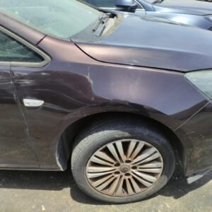 Aleta delantera derecha Opel Astra J (Versión 2012) 1.6 CDTI (110 cv) Ecotec start/stop