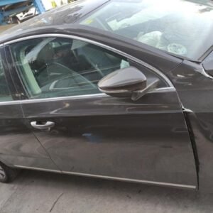 Puerta delantera derecha Volkswagen Passat (B7) 2.0 TDI (140 cv) DSG BMT