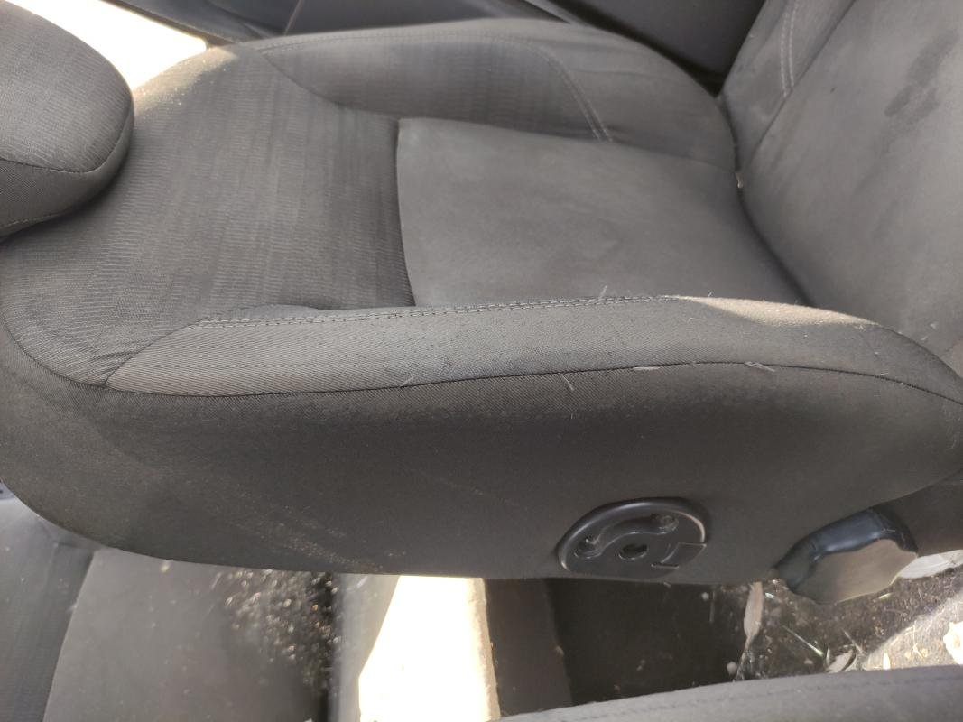Asiento delantero izquierdo Dacia Lodgy 1.2 TCe (115 cv) - Imagen 4