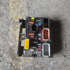 Caja de reles / fusibles Peugeot 207 1.6 HDi (90 cv)